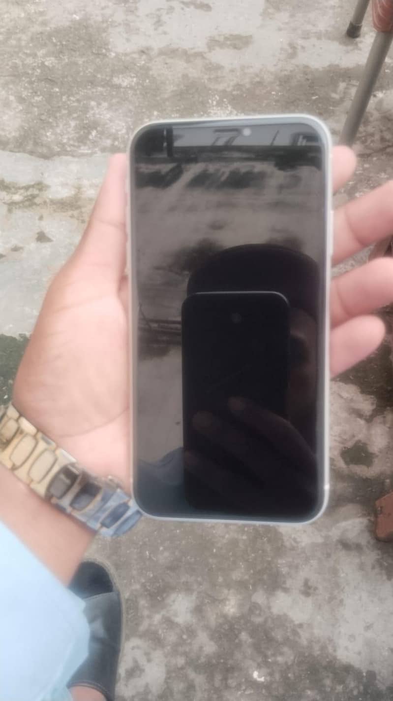 Apple iPhone XR 2
