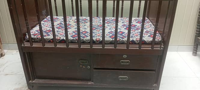 baby cot for sale