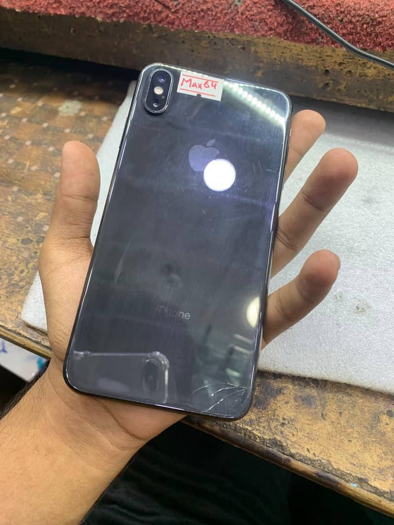 Apple iPhone XS Max 2