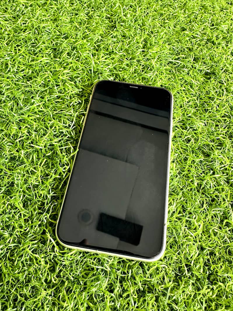 Apple iPhone 11 5
