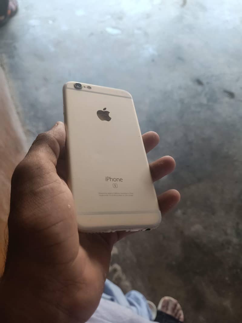 Apple iPhone 6S 2