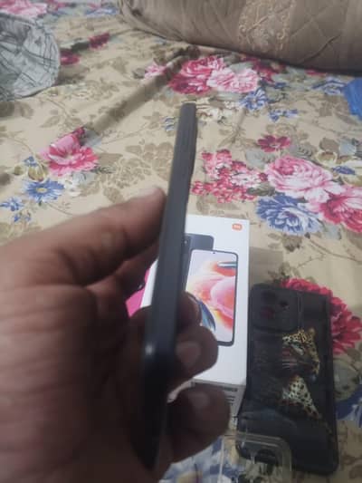Xiaomi Redmi Note 12