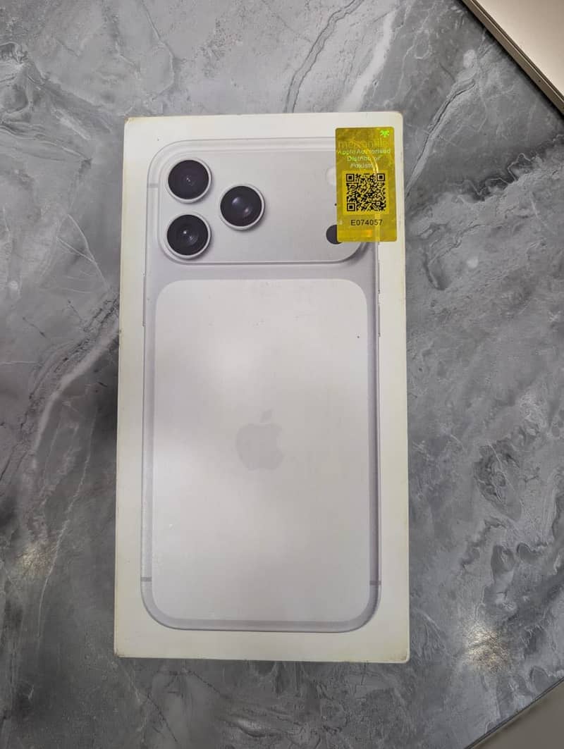 Apple iPhone 17 Pro Max 0
