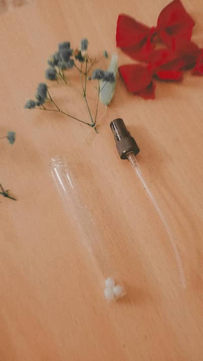 mini pocket size perfume