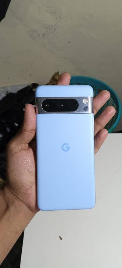 Google Pixel 8 Pro