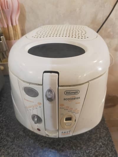 deep fryer International brand dulonghi