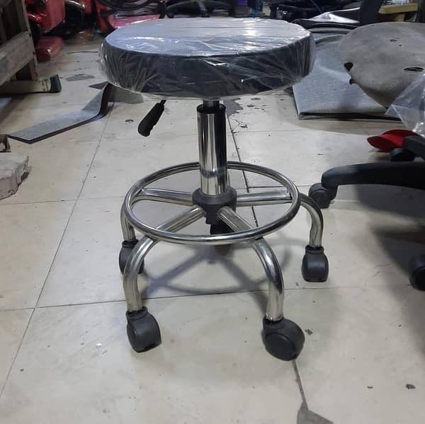 RN height-adjustable movable stool chair