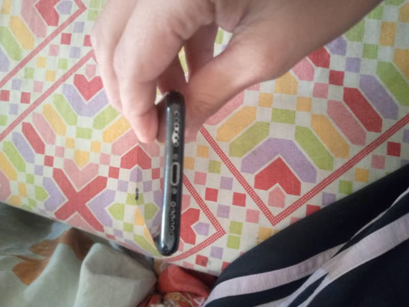 Apple iPhone 7 4