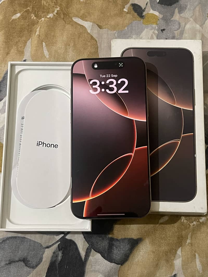 Apple iPhone 16 Pro Max 4