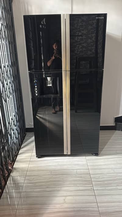 Hitachi 4 doors freezer with refrigerator in fresh and working