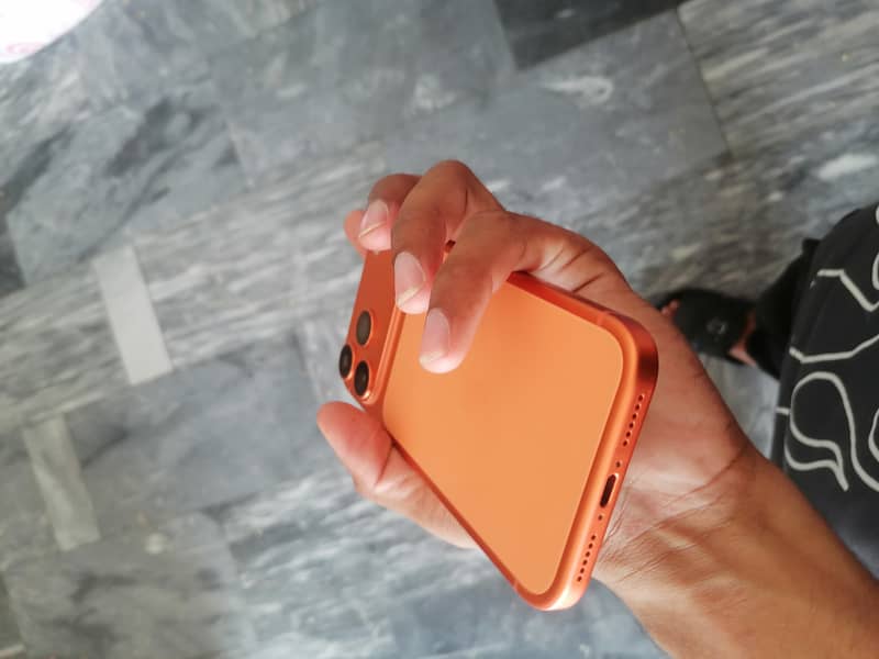 iPhone 17 pro max 5