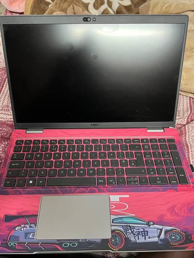 dell littitude 5540 (16gb/256gb)