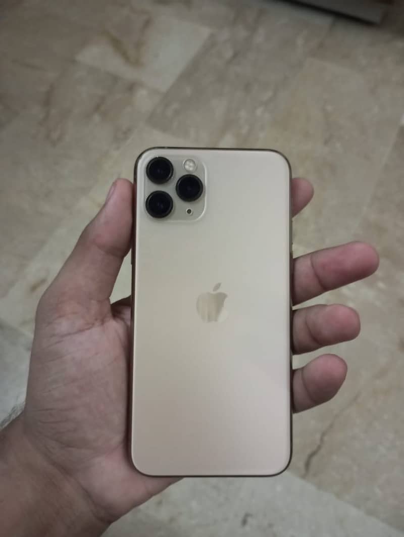 Apple iPhone 11 Pro 1