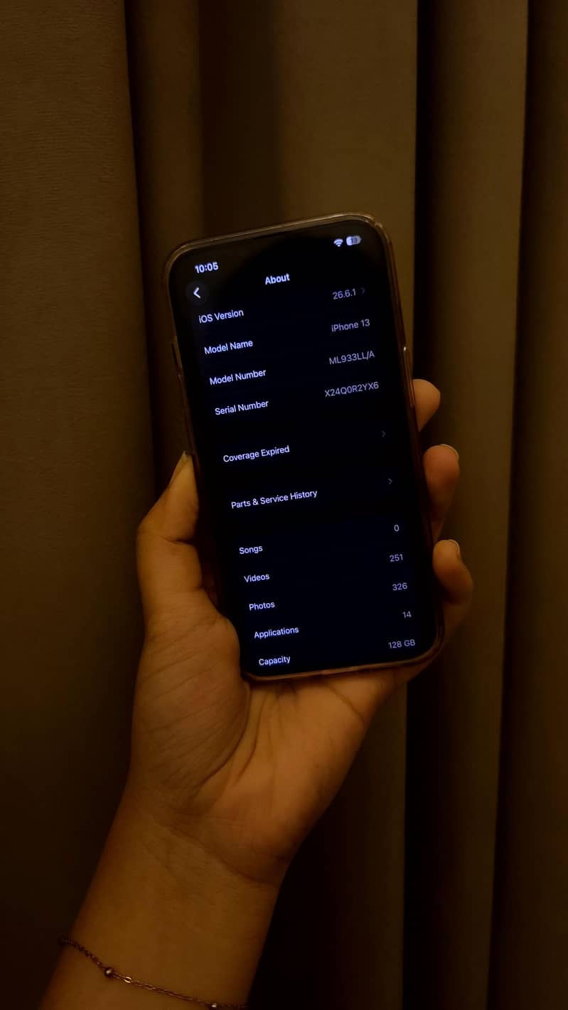 Apple iPhone 13 0