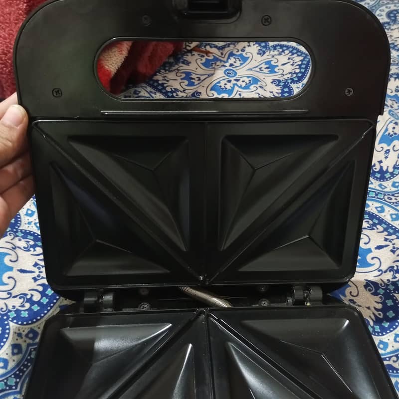sandwich maker 4