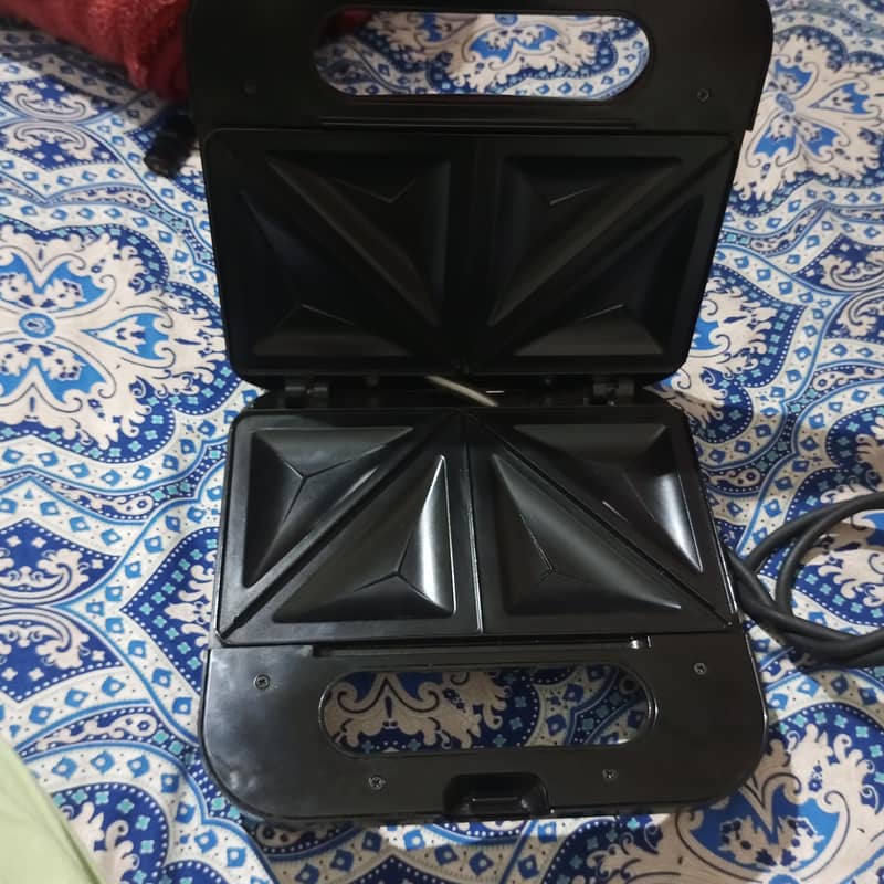 sandwich maker 5