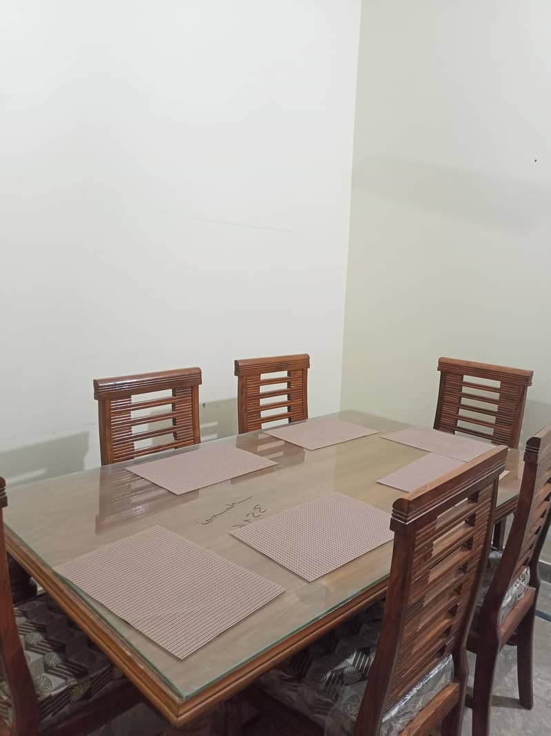 dining table with 6 chairs 4