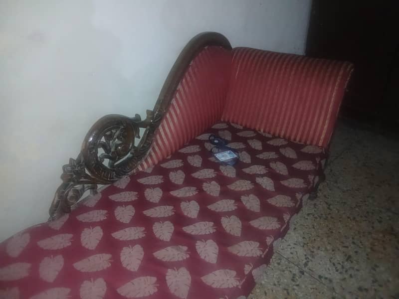 dewan sofa 1