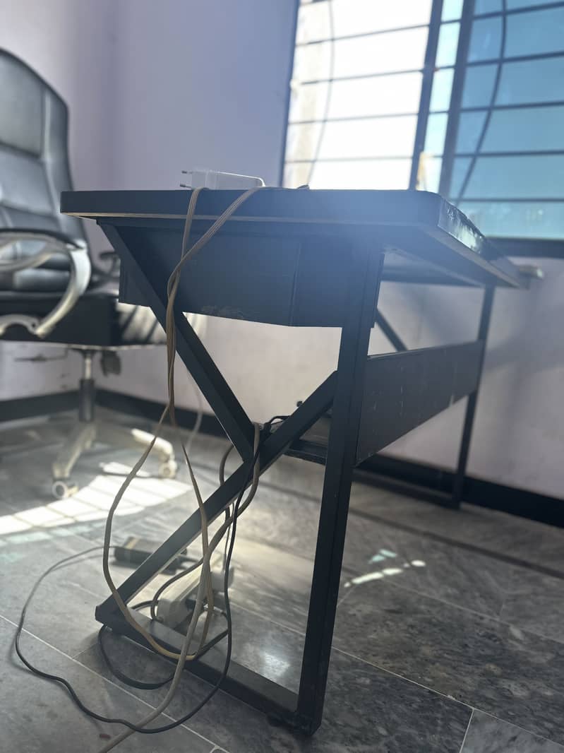 Office table 1