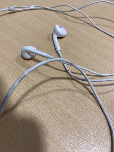 Apple iPhone 11 hands free