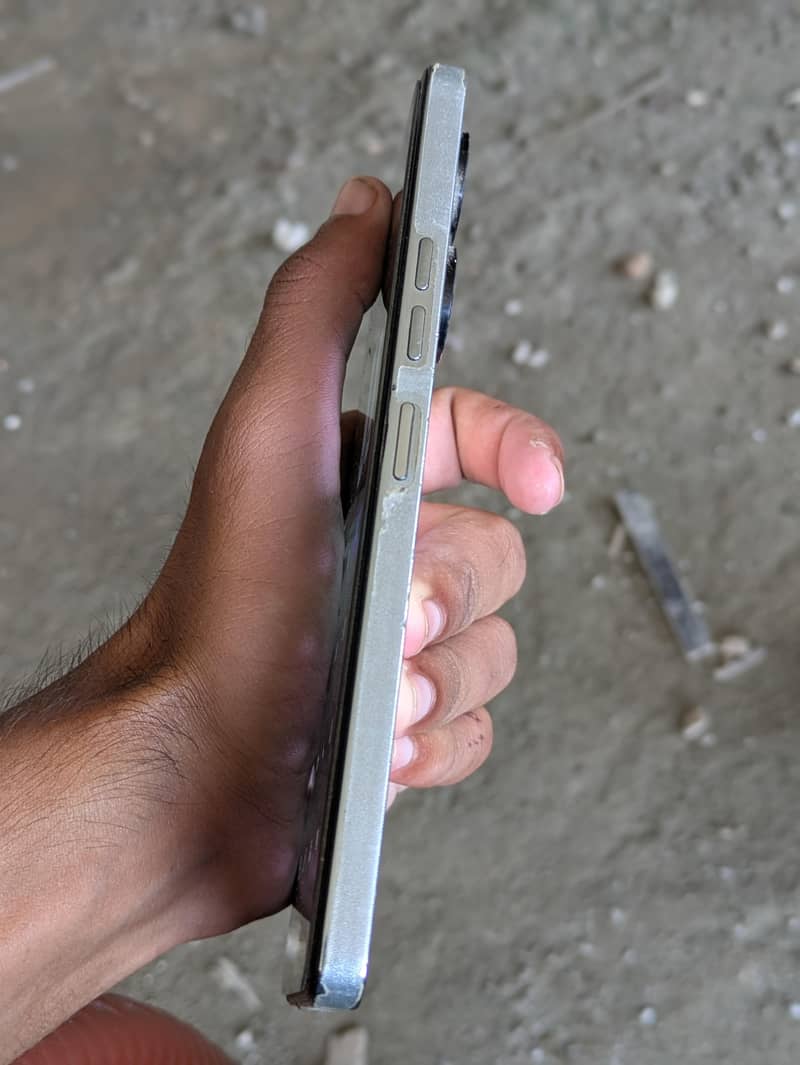 Tecno CAMON 20 2