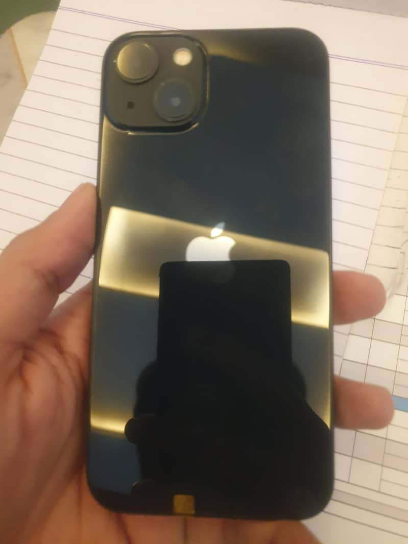 Apple iPhone 13 5