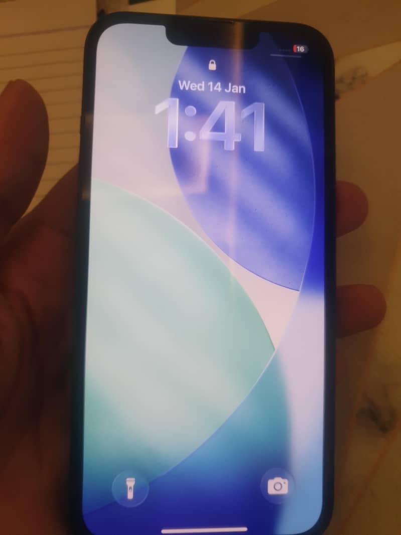 Apple iPhone 13 6