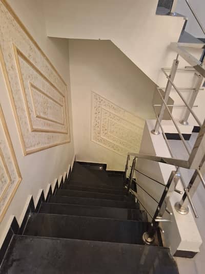 One Kanal Brand New Upper Portion For Rent In Model Town