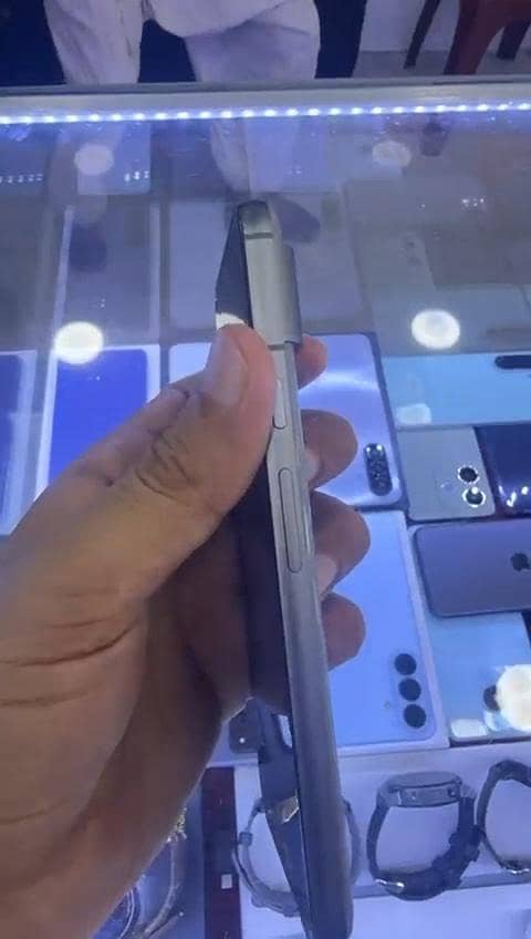 Google Pixel 8 jv 1