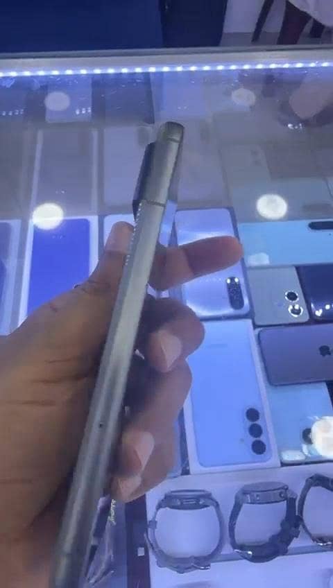 Google Pixel 8 jv 2
