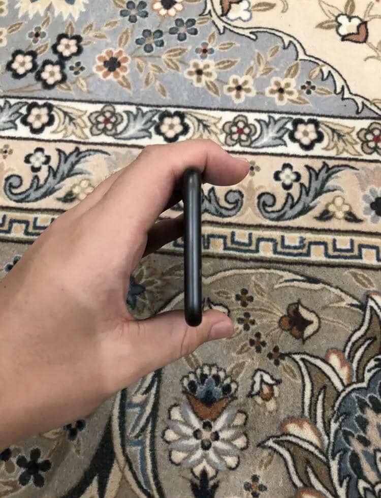 iphone 8 4