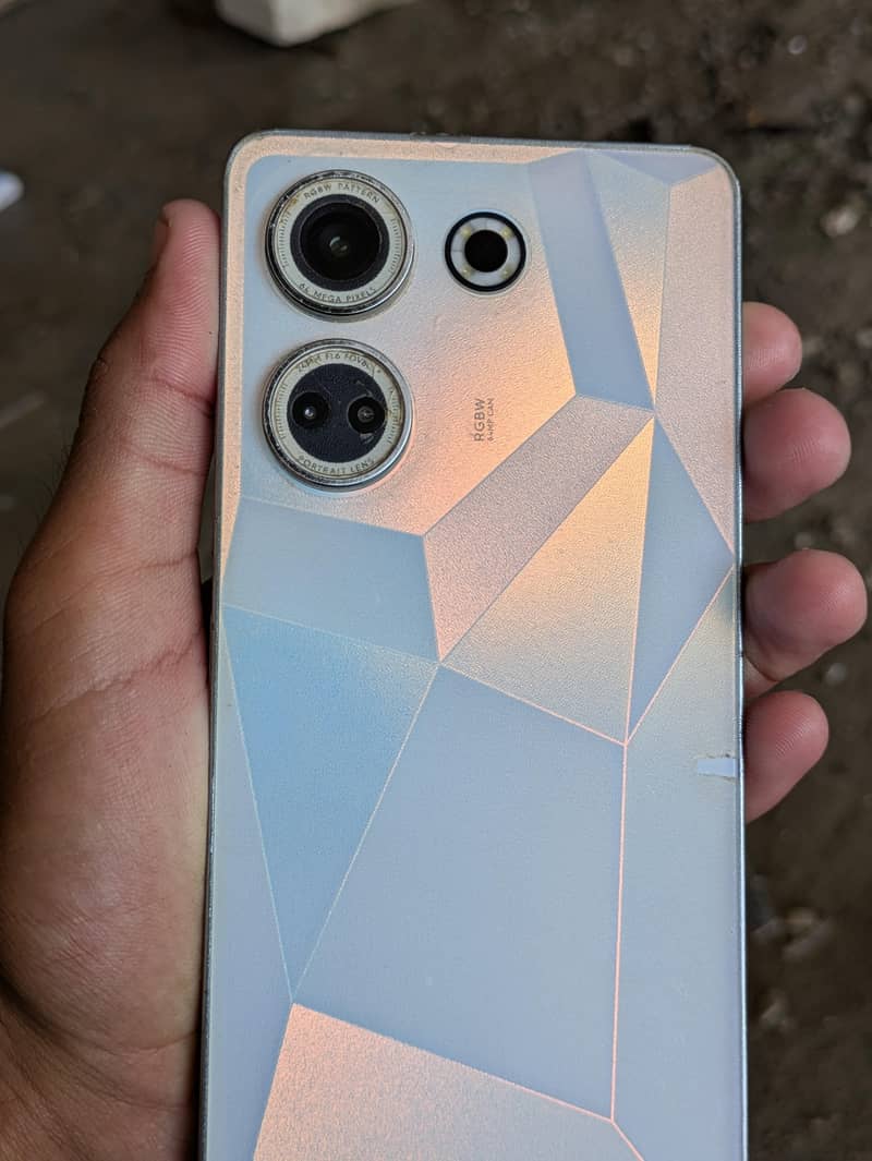 Tecno CAMON 20 4