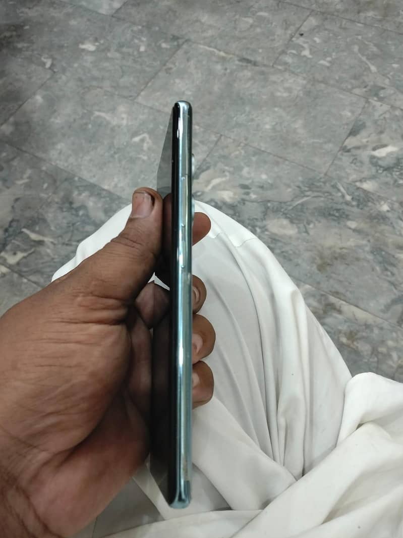 Redmi note 14 pro 4