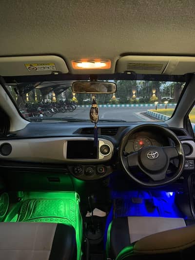 Toyota Vitz 2014