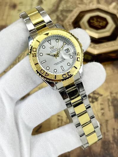 Man,s stainless steel watch with date display