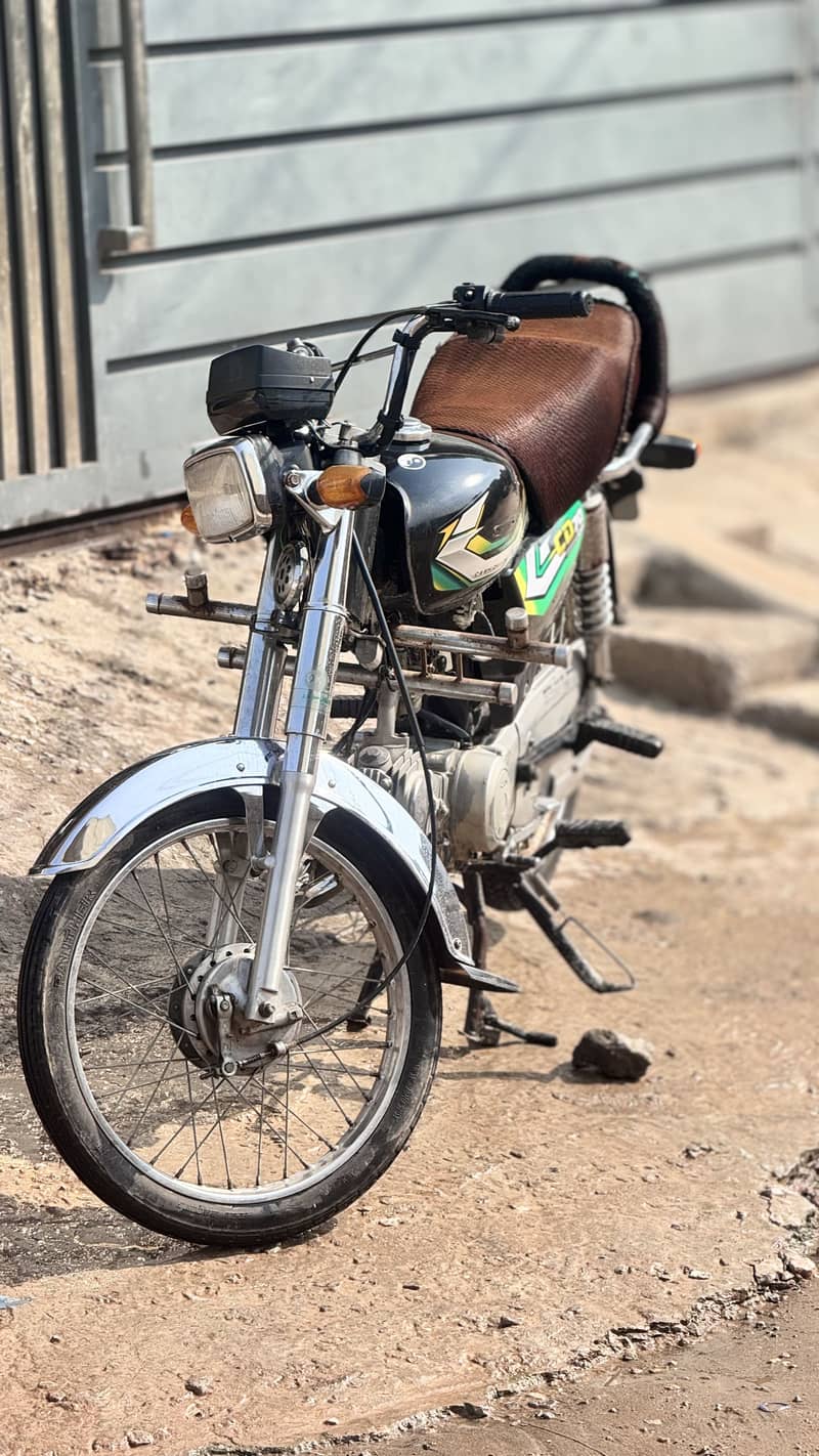 United 70cc 7