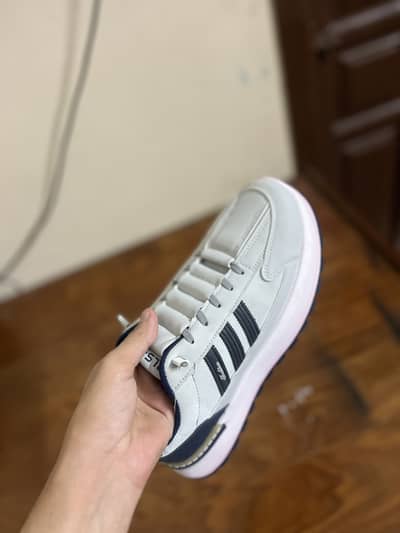 Boots 10/10 condition 42size