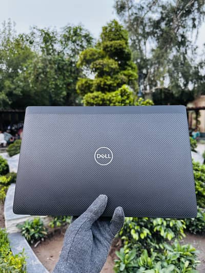 Dell 7420 7430 11/12 i5 16/256 with chgr