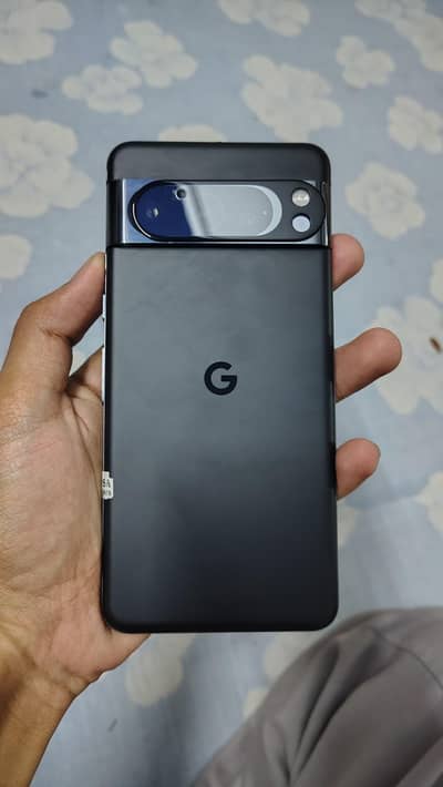 Google Pixel 8 Pro