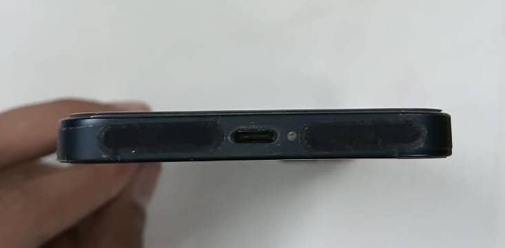 Apple iPhone 14 condition 10/10 6