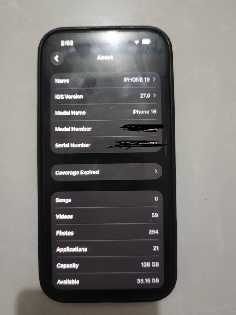 Apple iPhone 16 3