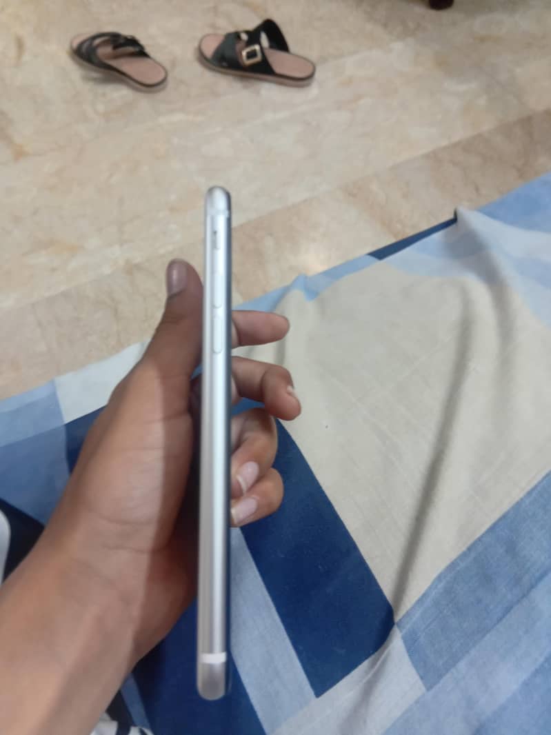 Apple iPhone SE 5