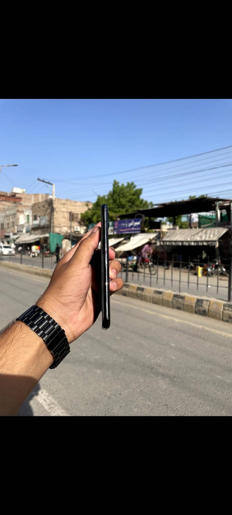 Apple iPhone 11 Pro Max 2