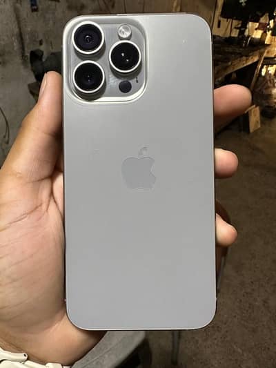 Apple iPhone 15 Pro Max