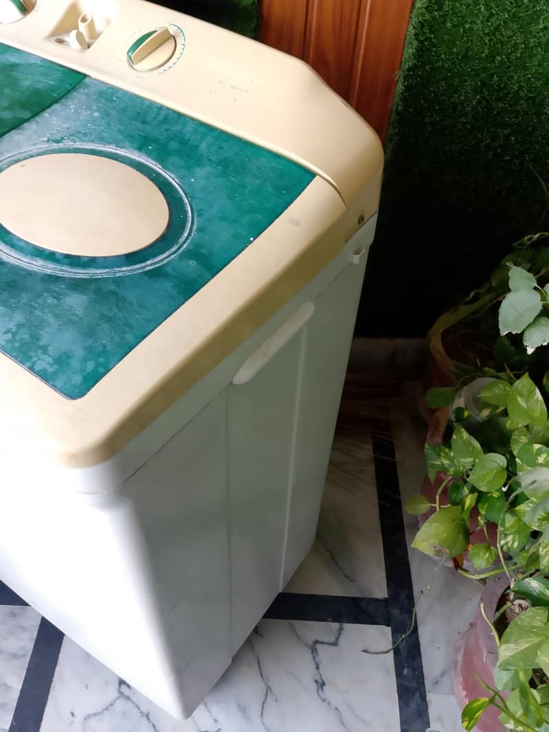 Dawlance washing machine 2