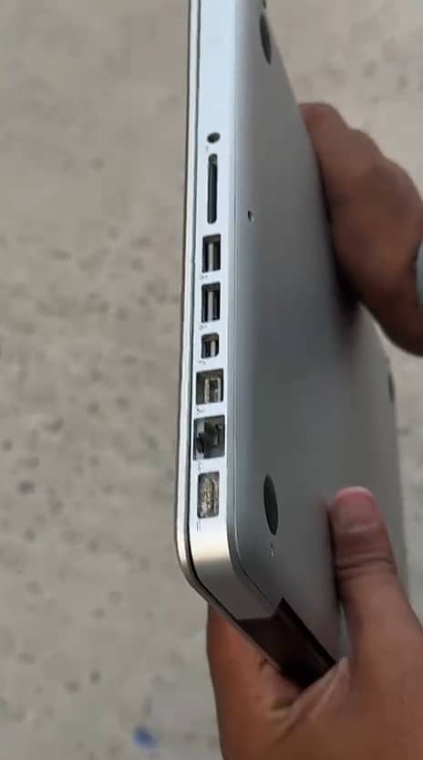 Apple Macbook Pro 3