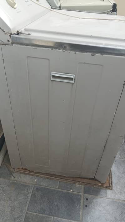 Washing Machine & Dryer