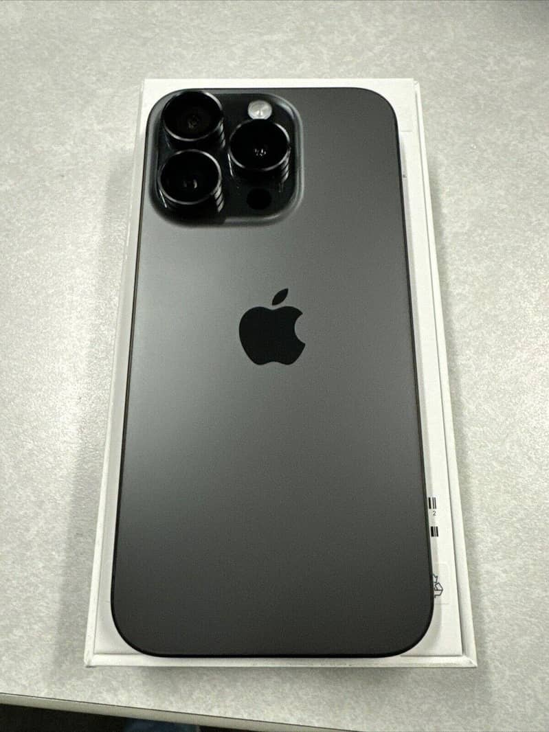 Apple iPhone 15 Pro 0