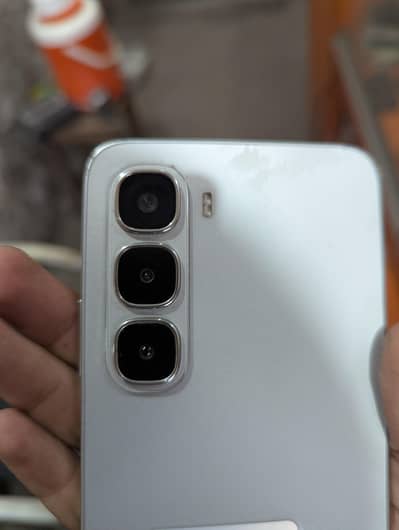 Infinix Hot 60i