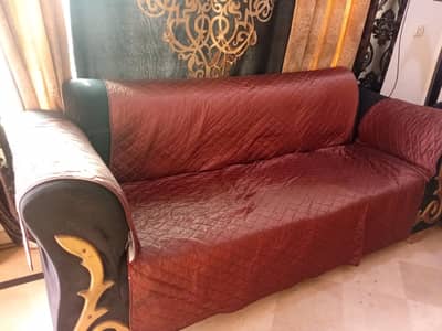 6-Seater Sofa Set in 9/10 Condition (3+2+1)